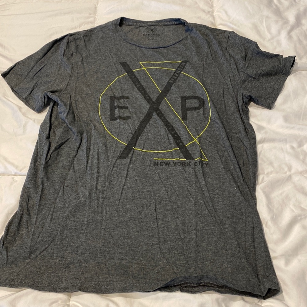 Mens Medium gray Express tshirt